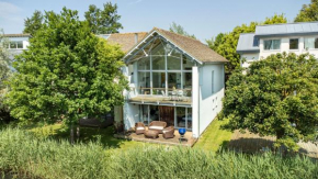 Lakeside property with spa access on a nature reserve Kingfisher Lodge CW80